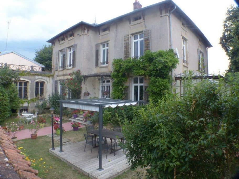 Appartement De Caractere Mirecourt Buitenkant foto